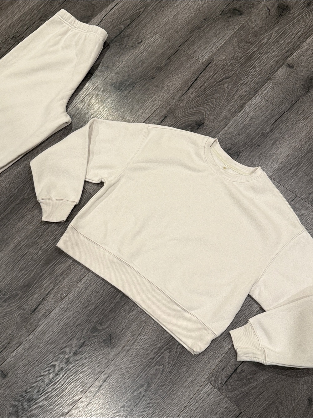 Women's Cream Track Pants & Sweatshirt Set - Cozy Jogger Set